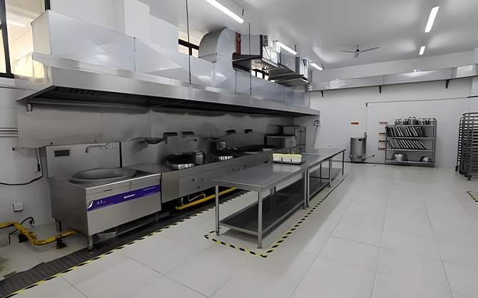 高校食堂廚房設備的節(jié)能與安全應用分析